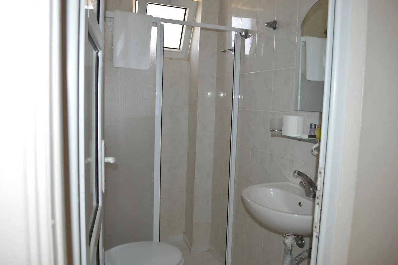 Cunda Efsane Hotel Ayvalı 0*,