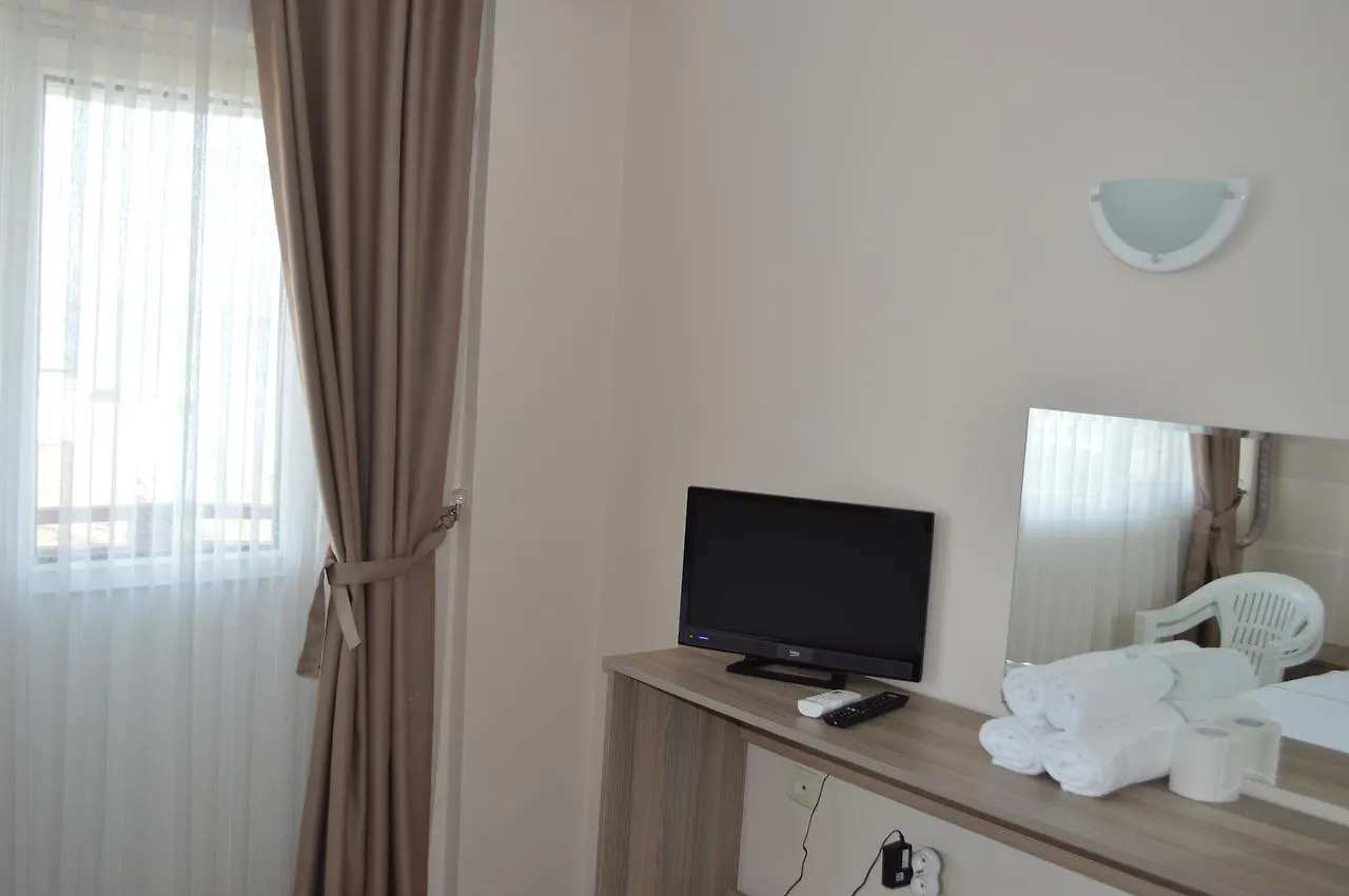 Cunda Efsane Hotel Ayvalı