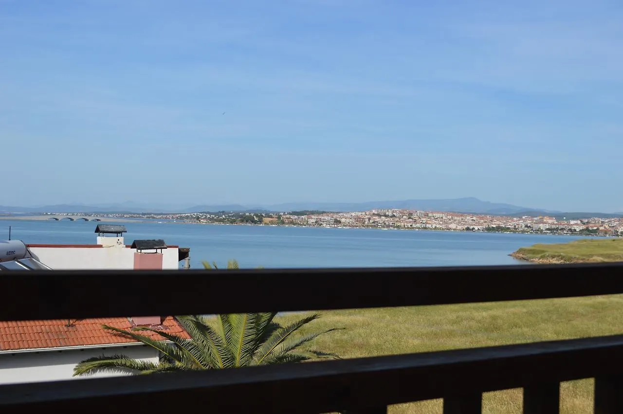 Cunda Efsane Hotel Ayvalik Turkey